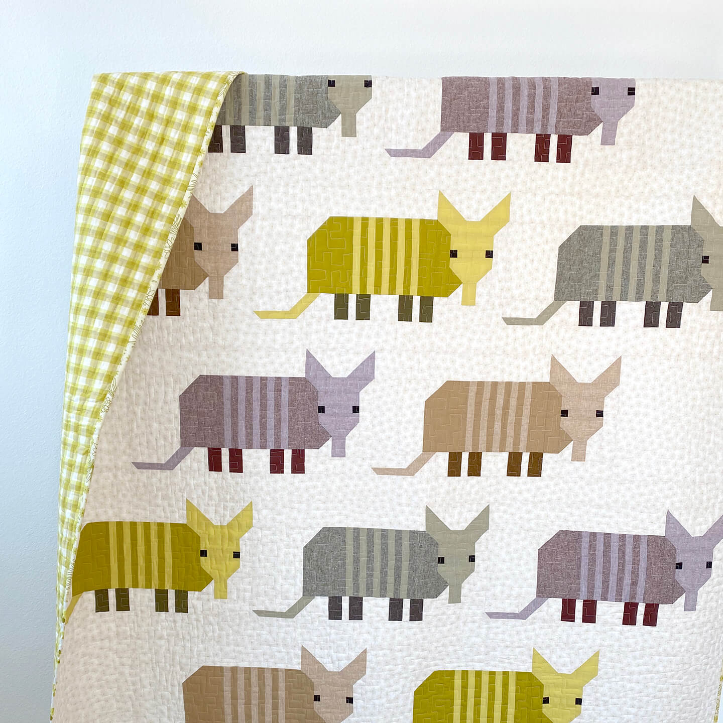 ARMADILLOS - PDF quilt and pillow pattern