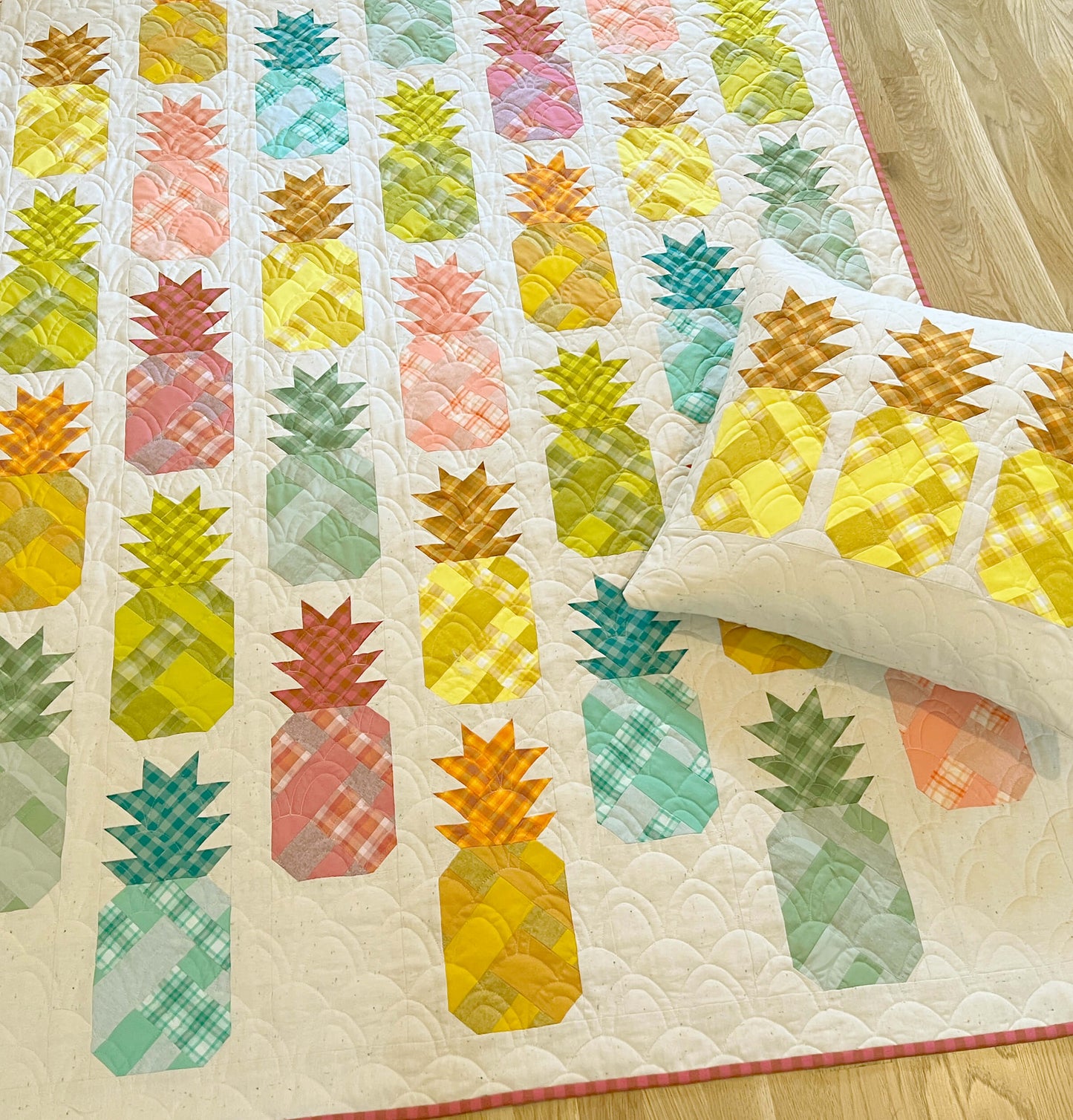 PINEAPPLE FARM - PDF quilt and pillow pattern