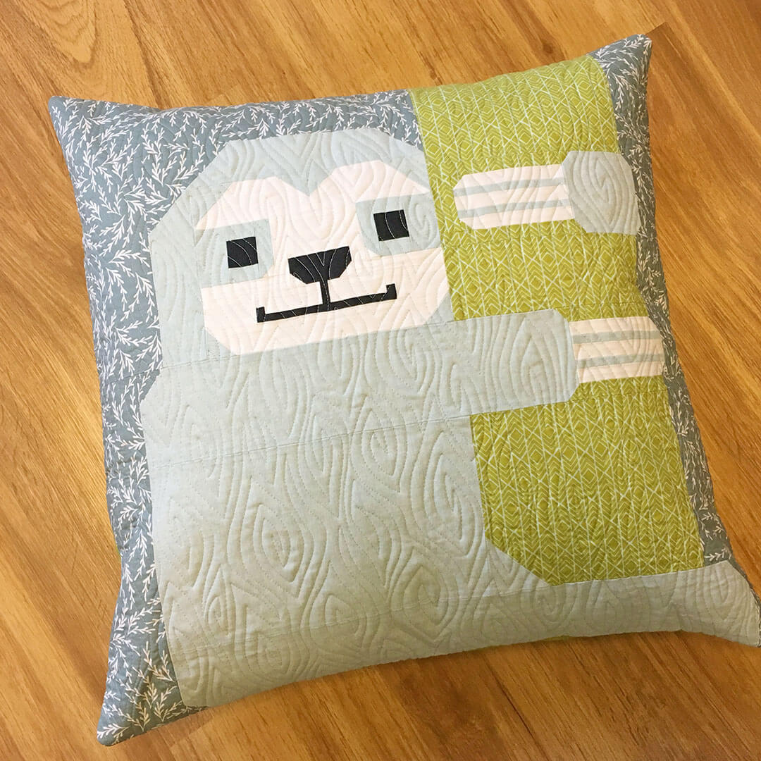 SLEEPY SLOTH - PDF quilt and pillow pattern